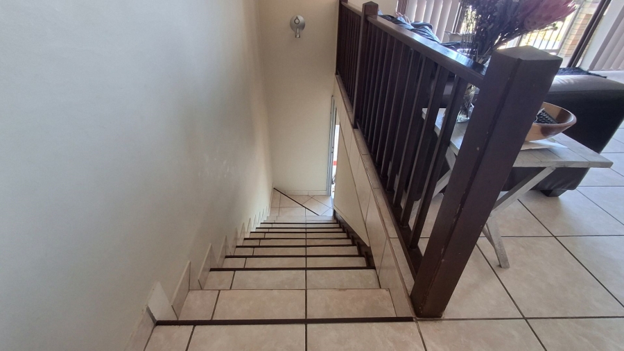 3 Bedroom Property for Sale in Seemeeu Park Western Cape